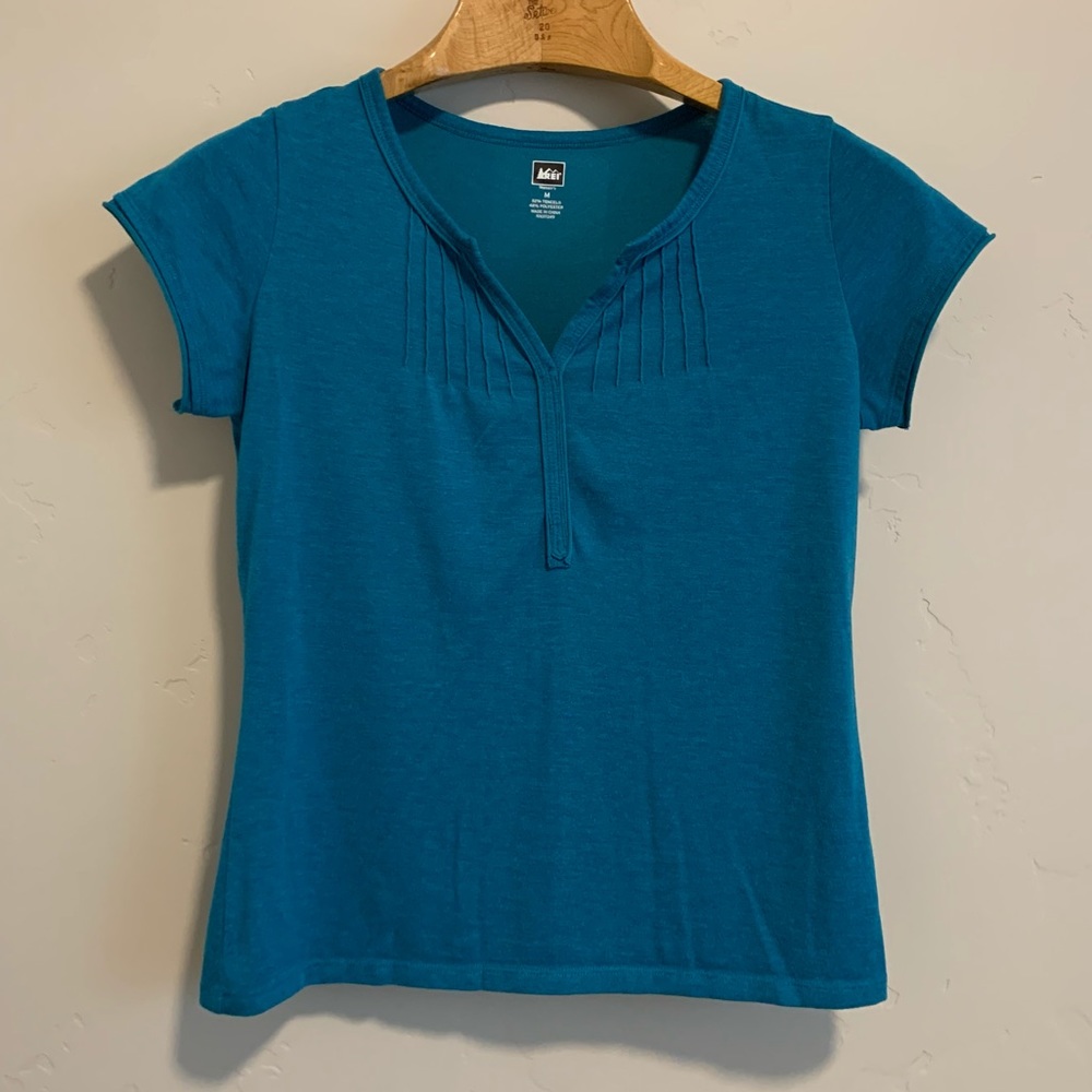 REI Short Sleeve Athletic Top